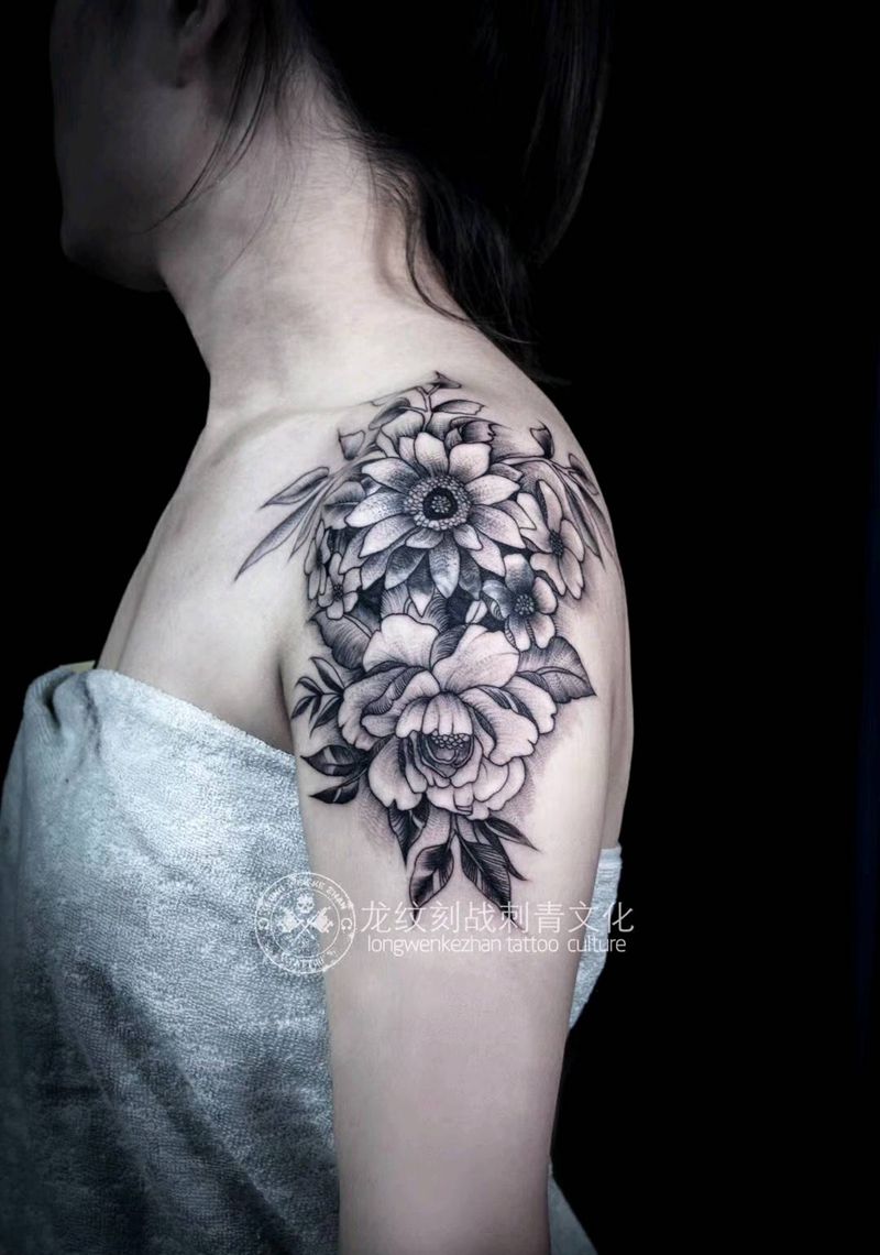 韩式花花纹身图片