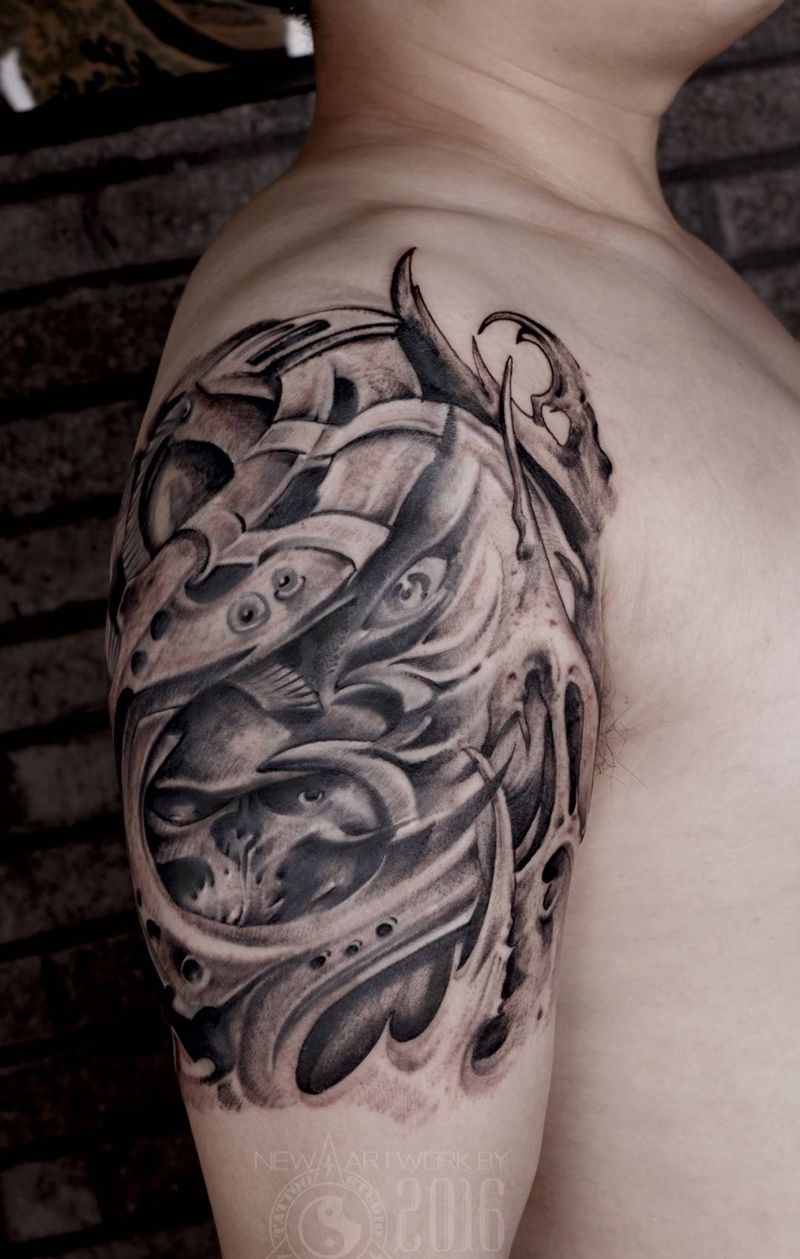 龙纹刻战刺青工作室出品纹身图片_成品肩部原创纹身图案