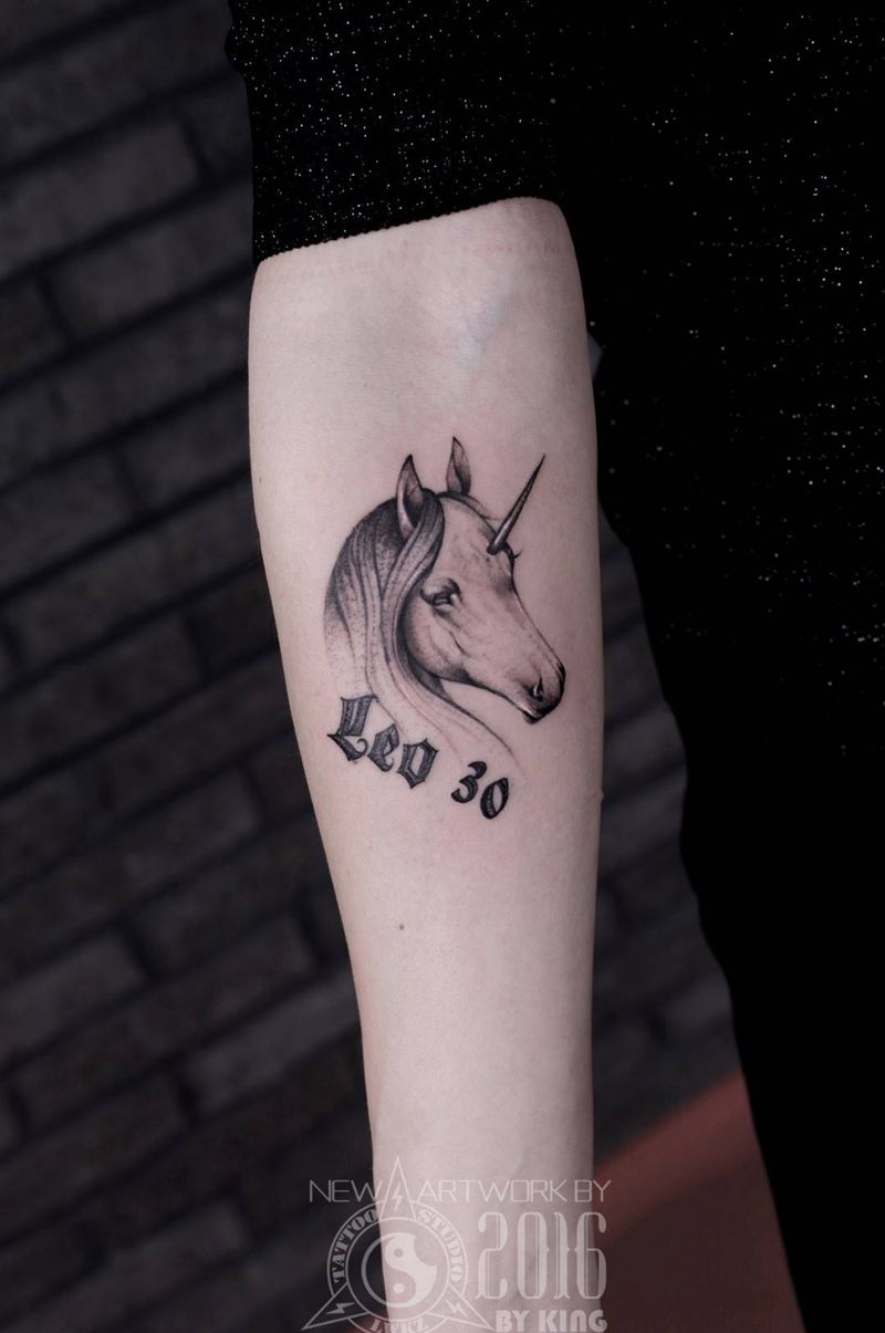 龙纹刻战刺青工作室出品纹身图片_成品手臂清新动物纹身图案