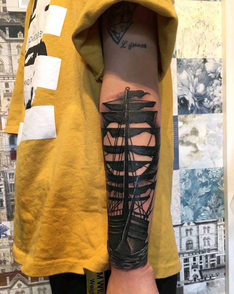 一帆风顺纹身图片_手臂欧美几何静物成品纹身图案