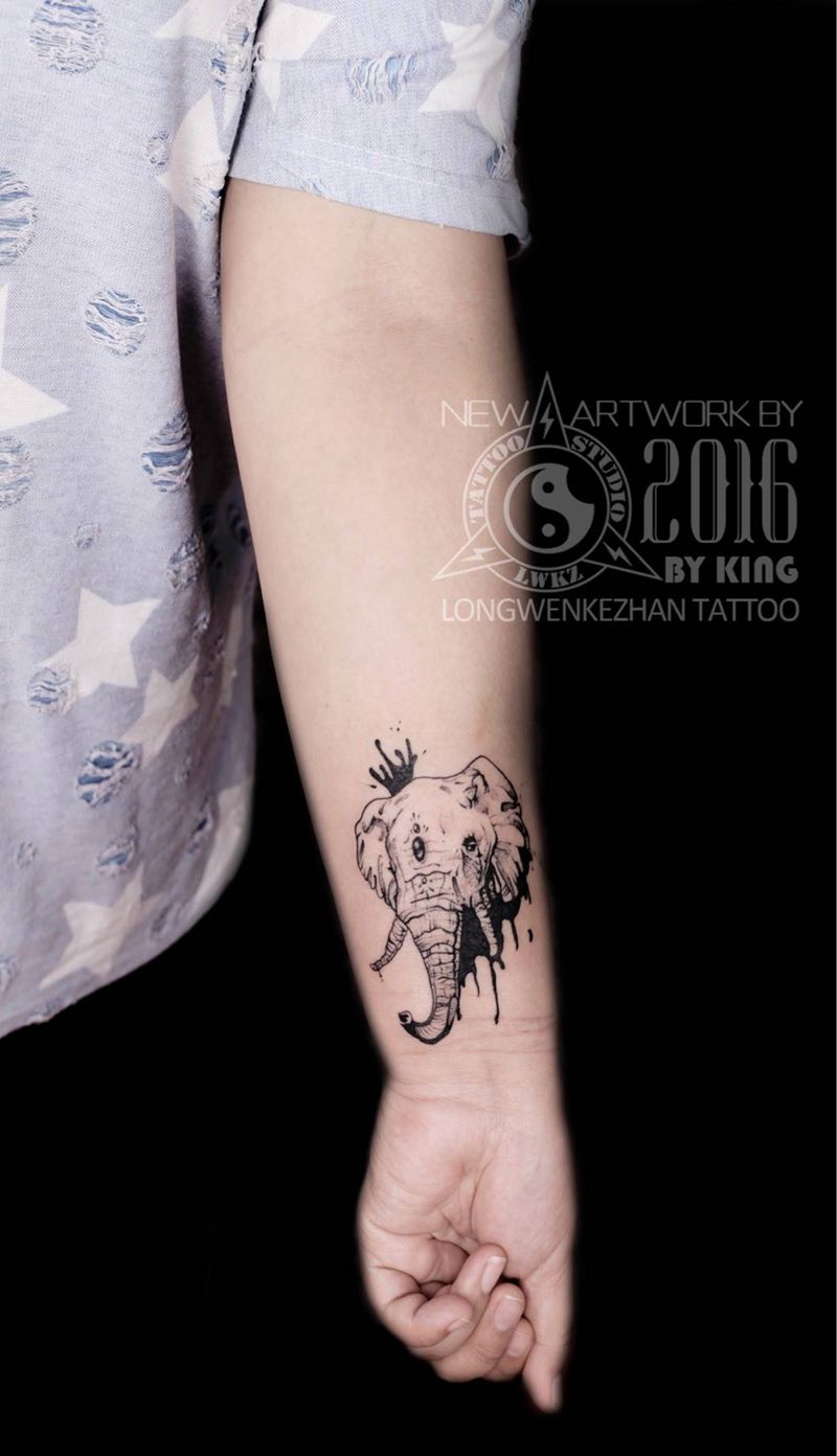 龙纹刻战刺青工作室出品纹身图片_成品手臂清新纹身图案