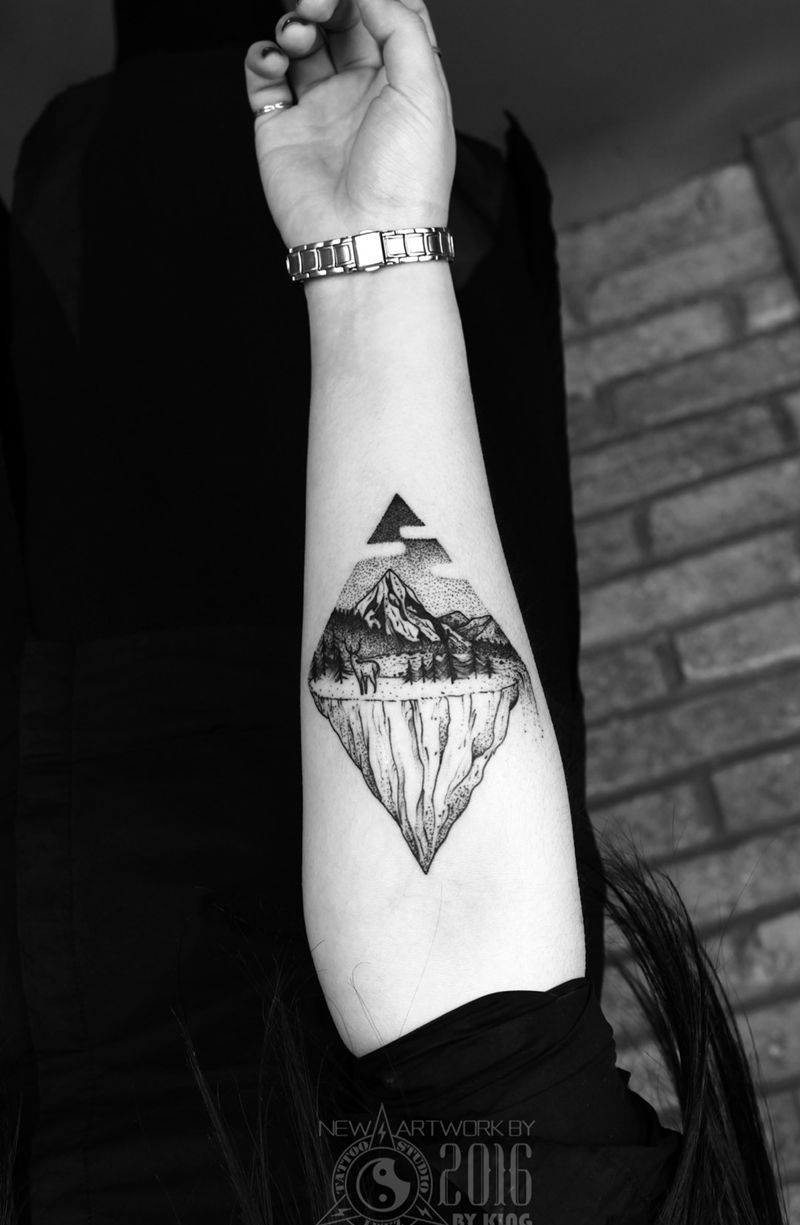 龙纹刻战刺青工作室出品纹身图片_成品手臂原创植物动物纹身图案