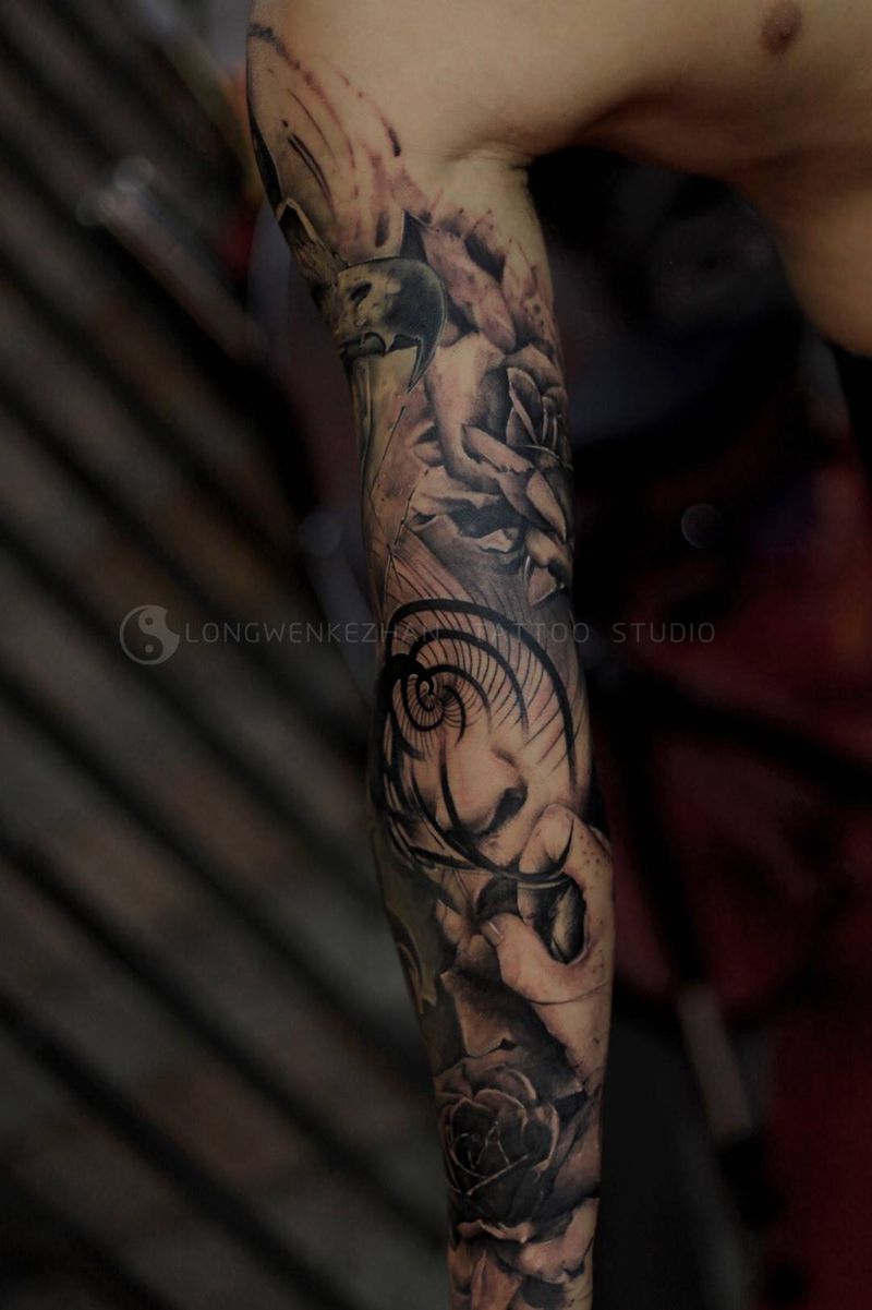 欧美作品纹身图片_成品手臂欧美人物植物字符原创纹身图案