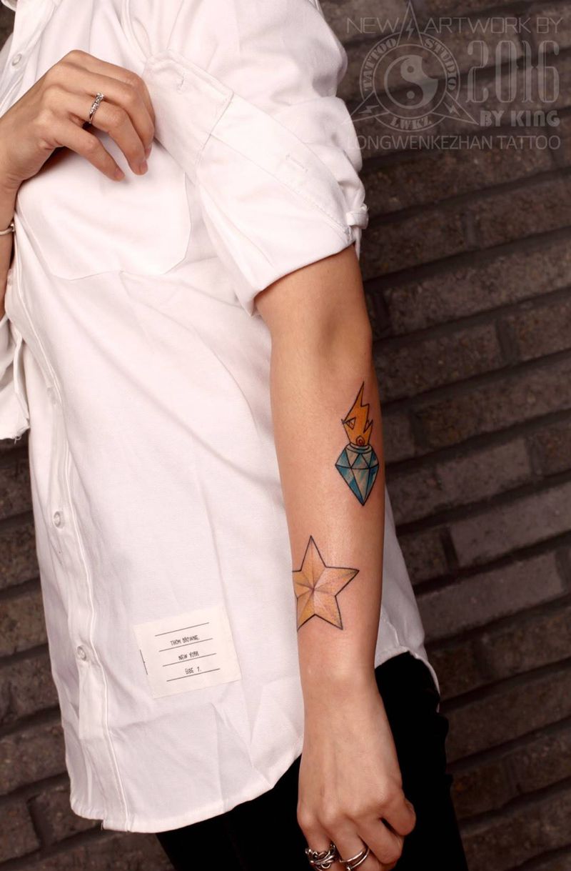 龙纹刻战刺青工作室出品纹身图片_成品手臂欧美原创植物纹身图案