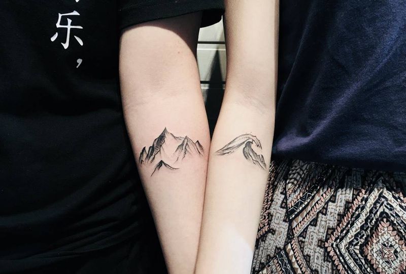 海誓山盟（情侣纹身）纹身图片_成品情侣清新手臂插画纹身图案