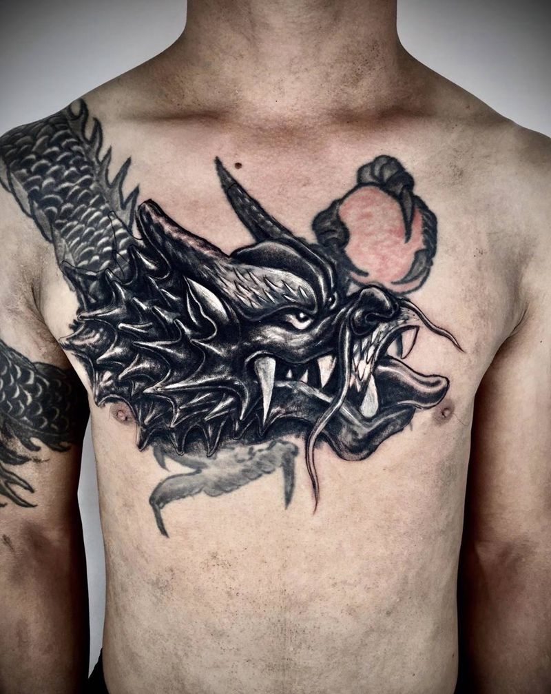 修改纹身未完成纹身图片_胸部纹身图案