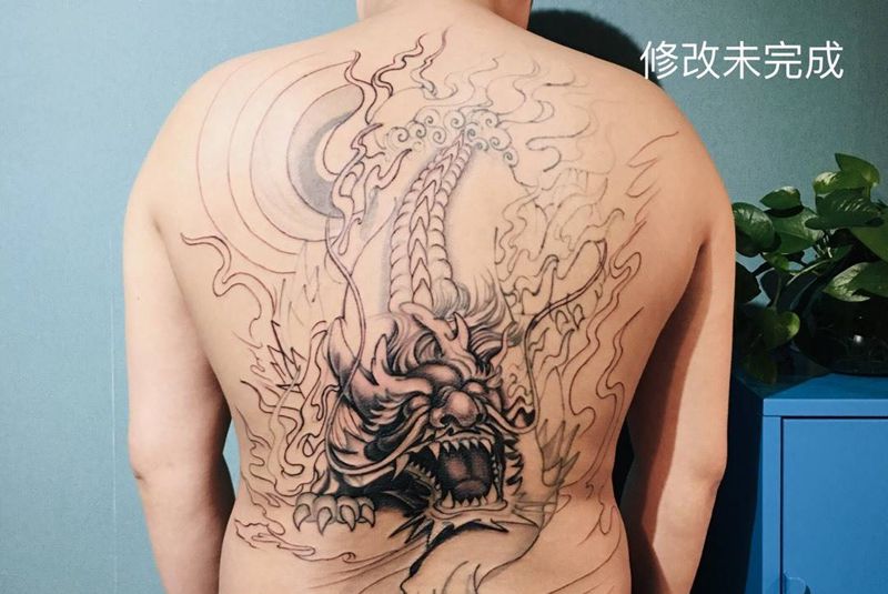 麒麟（修改）未完成纹身图片_背部新传统麒麟神兽纹身图案