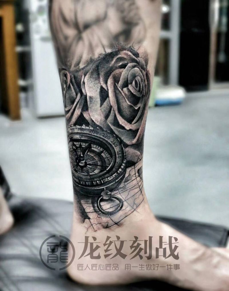 指南针纹身图片