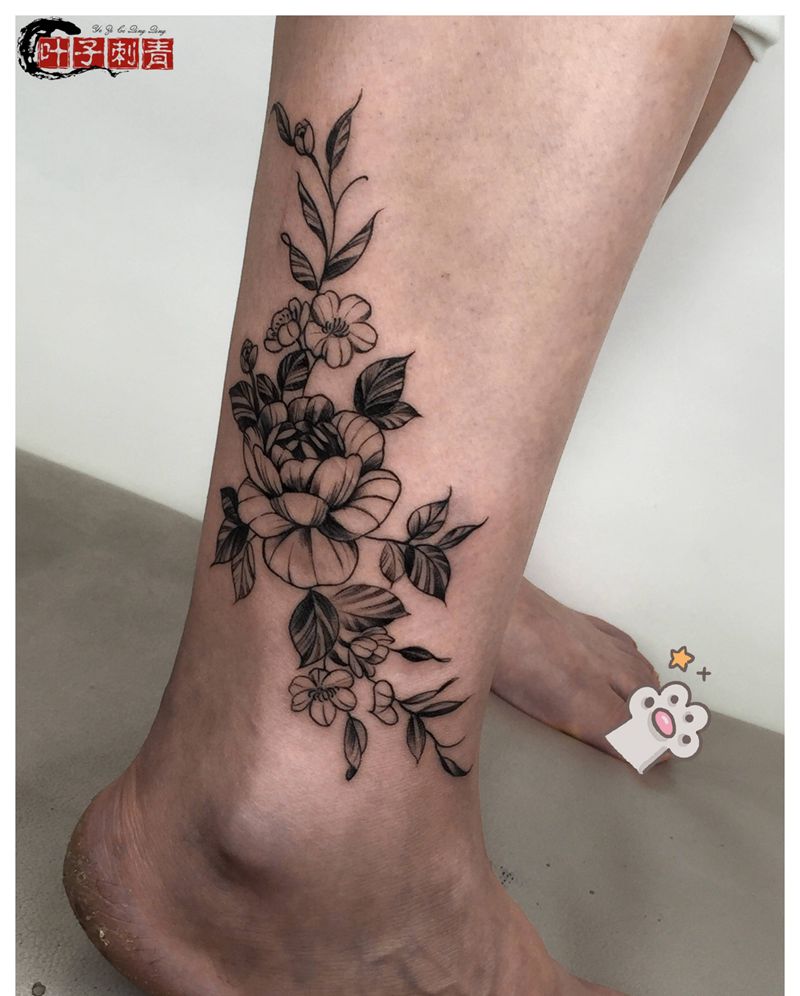 素花纹身图片_腿部纹身图案