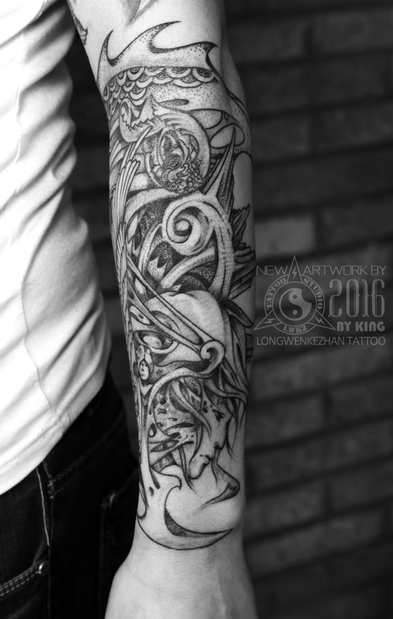 龙纹刻战刺青工作室纹身图片_成品手臂欧美原创人物纹身图案