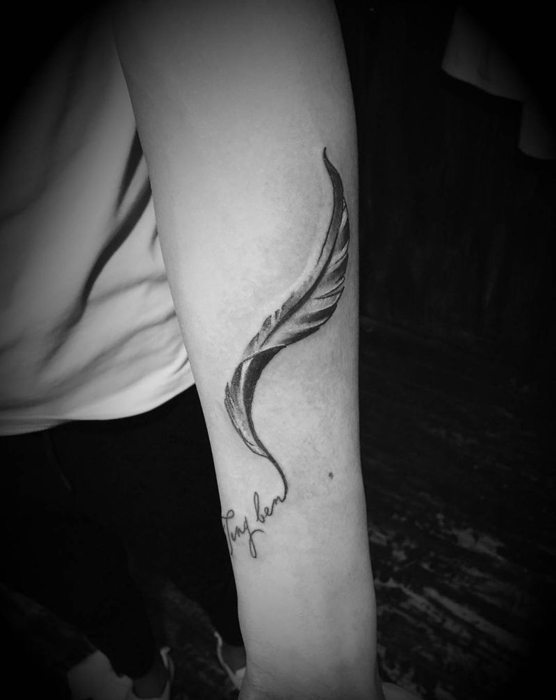 羽毛纹身图片_清新纹身图案