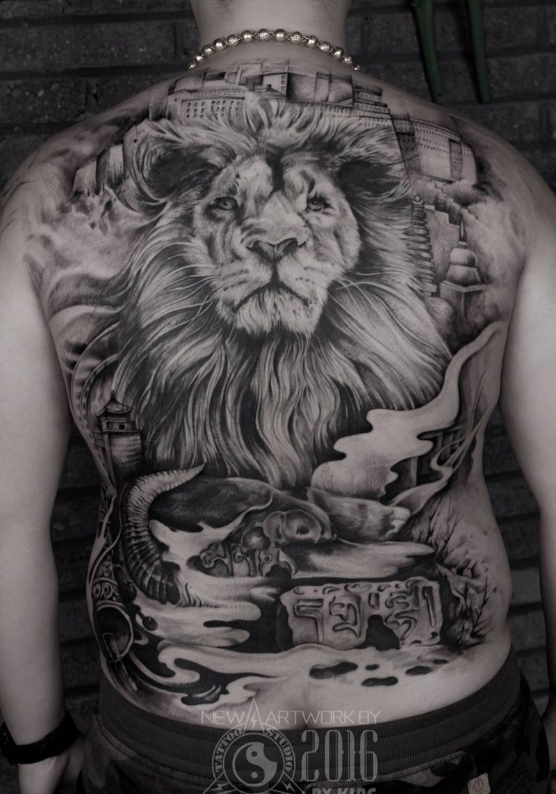 龙纹刻战刺青工作室出品纹身图片_成品背部原创写实动物纹身图案