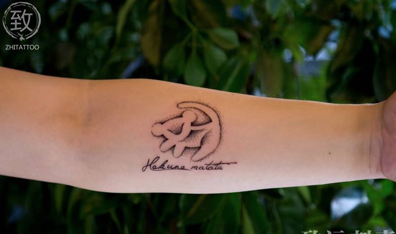 点刺纹身图片_成品原创手臂清新几何纹身图案