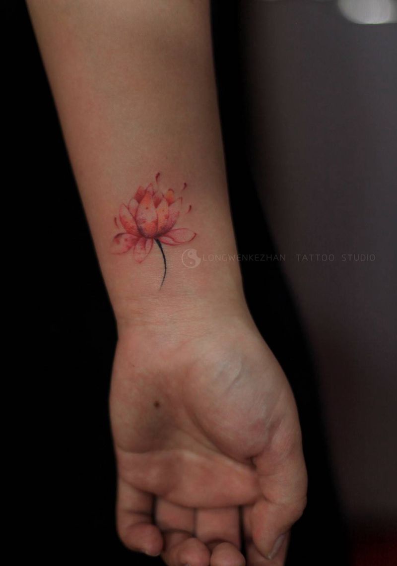荷花纹身图片_成品手臂原创纹身图案