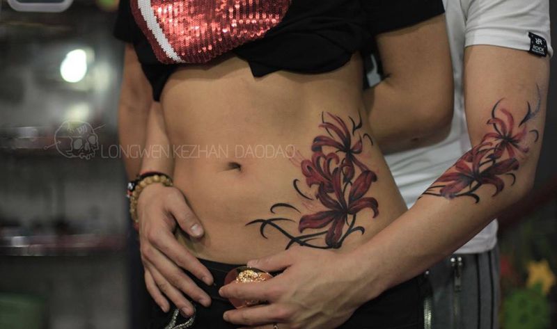 彼岸花开纹身图片_成品清新手臂腰部纹身图案