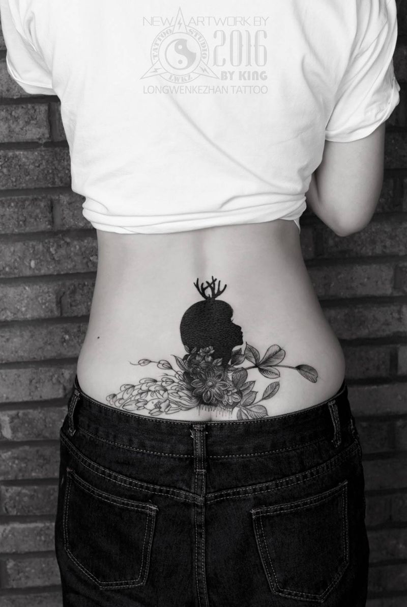 龙纹刻战刺青工作室出品纹身图片_成品腰部原创人物植物纹身图案