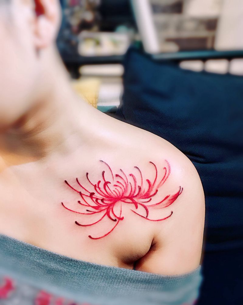 彼岸花纹身图片_胸部水彩彼岸花花小清新纹身图案