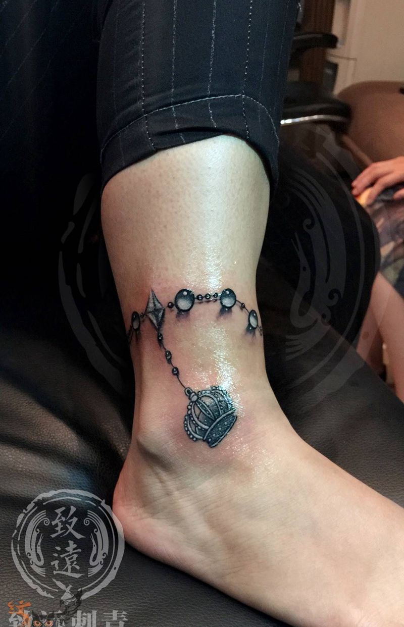 脚链纹身图片