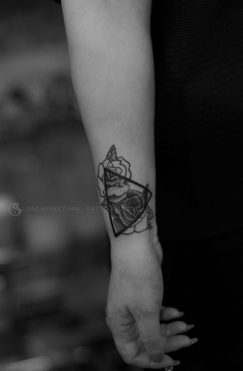 小清新作品纹身图片_成品手部纹身图案