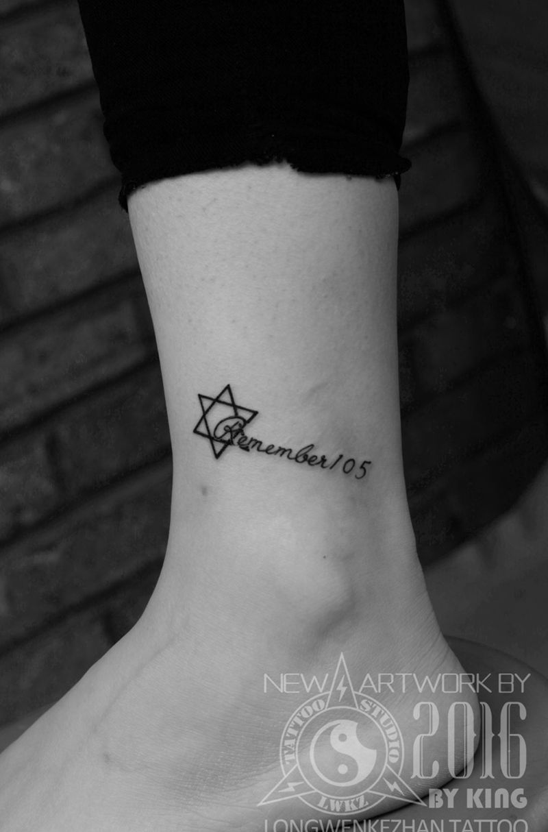 龙纹刻战刺青工作室出品纹身图片_成品脚部字符清新原创纹身图案