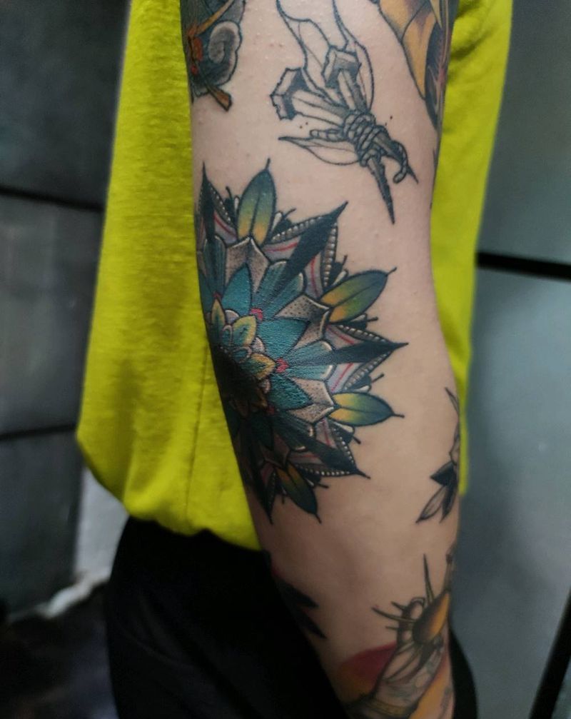 肘花纹身图片_手臂New School纹身图案