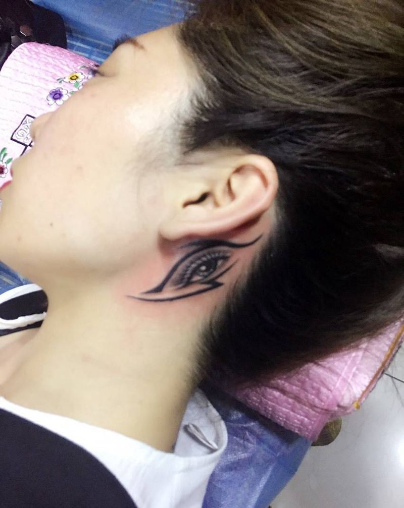 耳后小纹身纹身图片