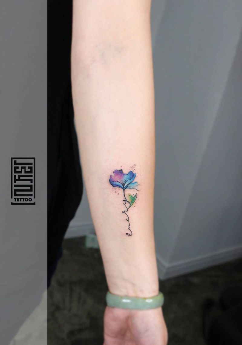 水墨花纹身图片