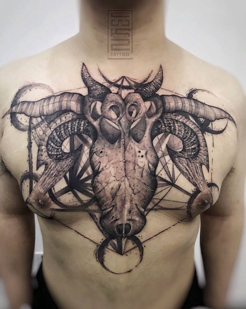 龙纹刻战刺青文化纹身图片_胸部纹身图案