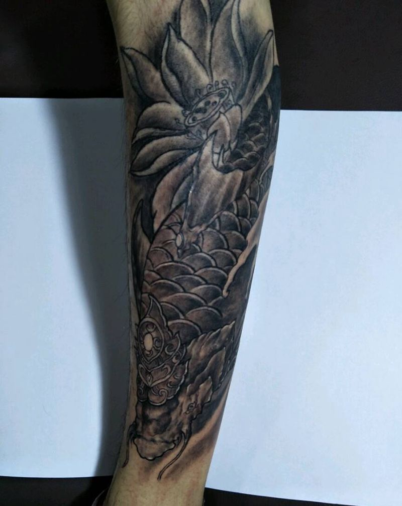 小腿富贵鲤纹身图片