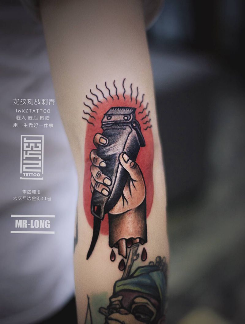 龙纹刻战刺青纹身图片_手臂纹身图案