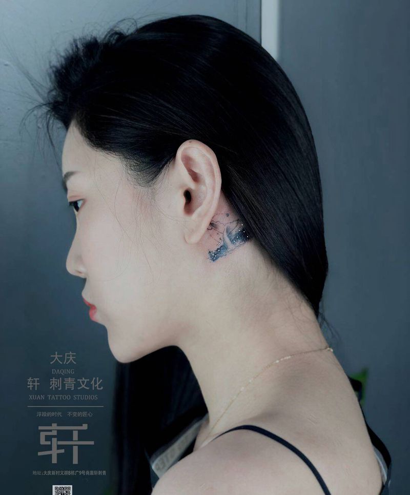 遮盖小海腾纹身图片_颈部纹身图案