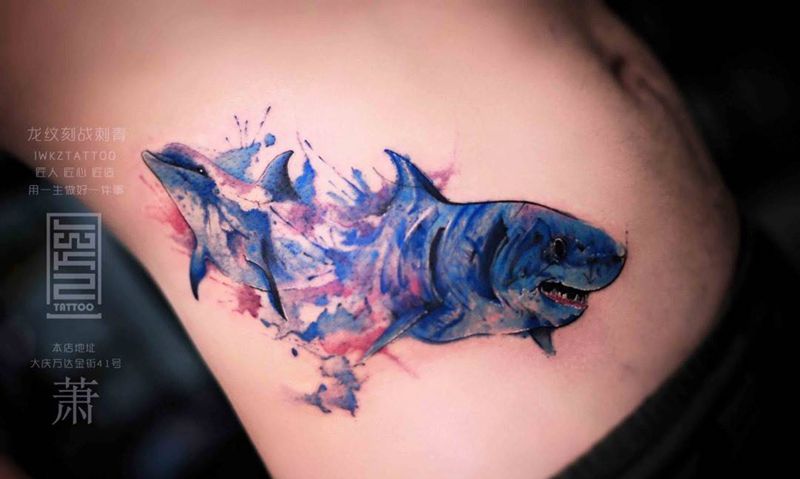 龙纹刻战纹身图片