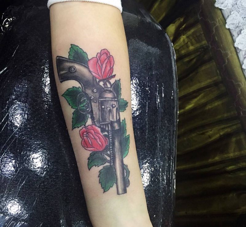 枪13555577695纹身图片