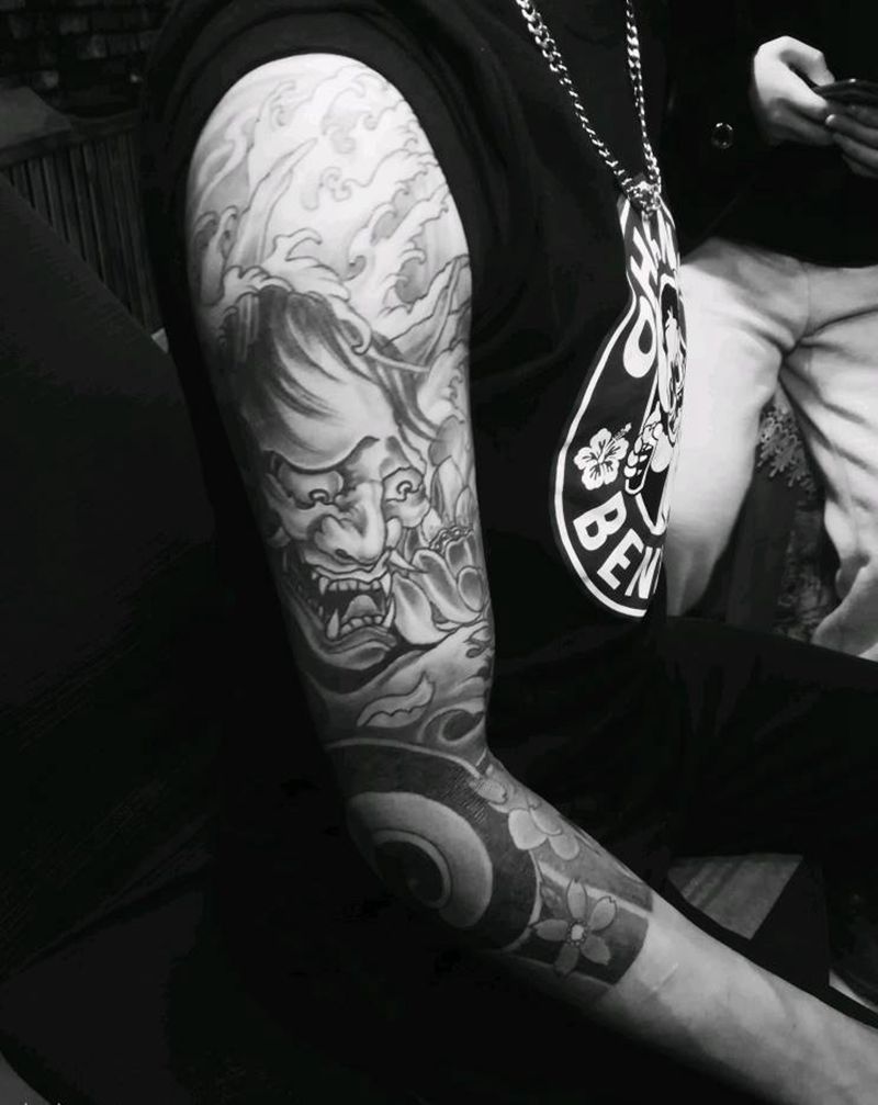 般若七分袖纹身图片_手臂纹身图案