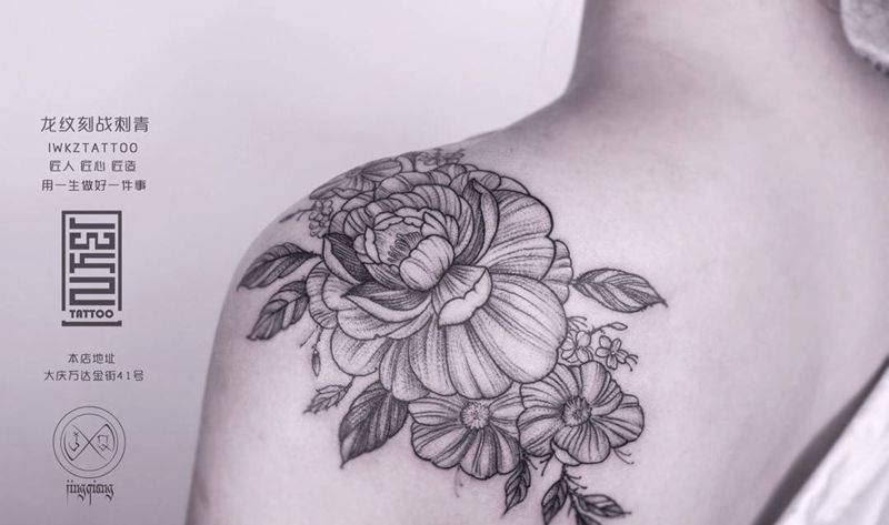 龙井作品纹身图片_背部小清新纹身图案