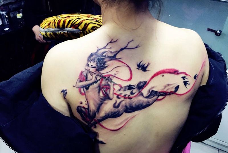 九色鹿纹身图片