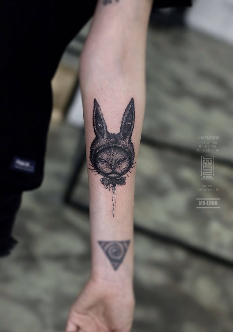 龙纹刻战刺青纹身图片_手臂纹身图案