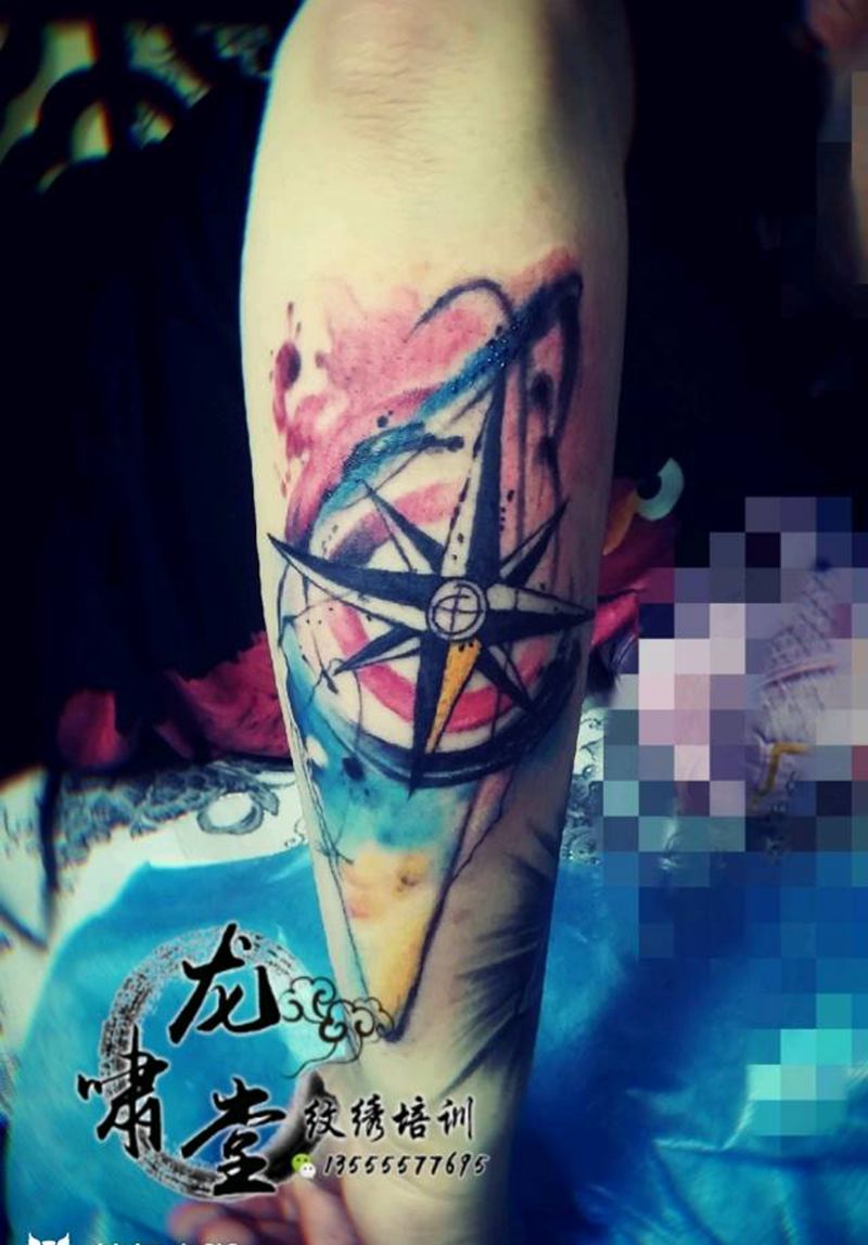 水彩纹身图片_手臂纹身图案