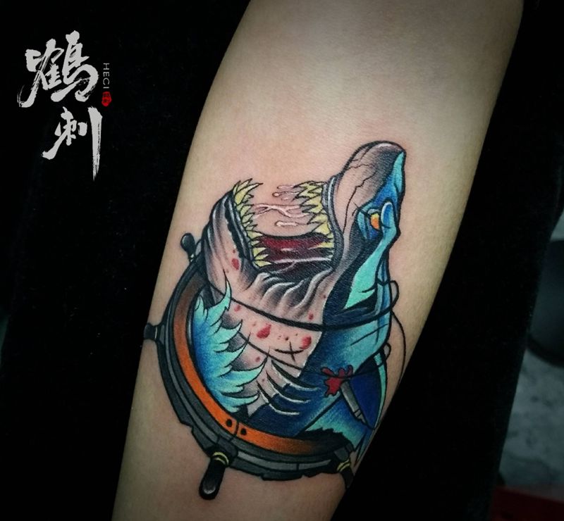 小蓝鲨纹身图片_手臂New School纹身图案