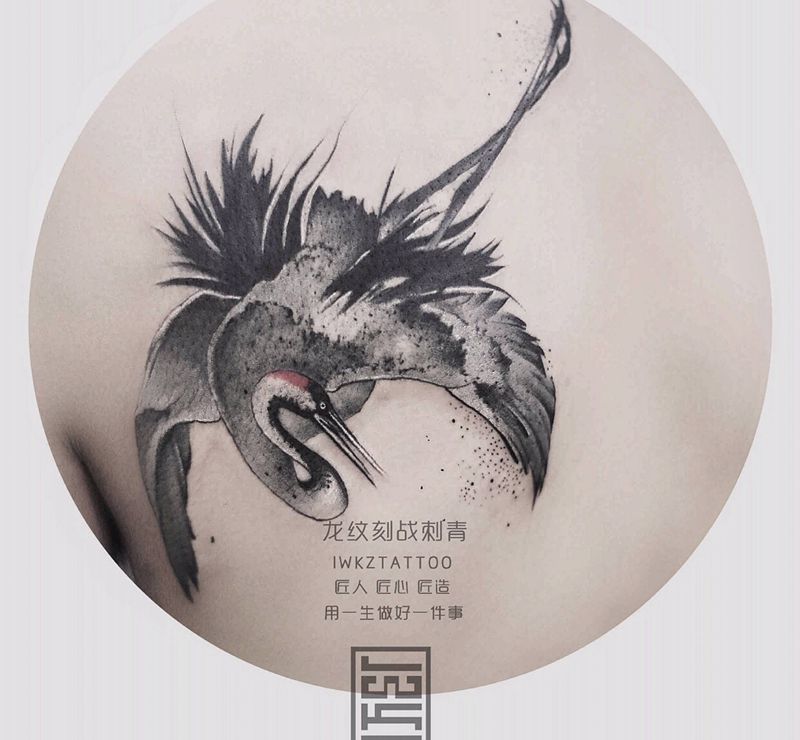 龙纹刻战纹身图片