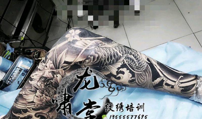 花腿纹身图片_腿部纹身图案