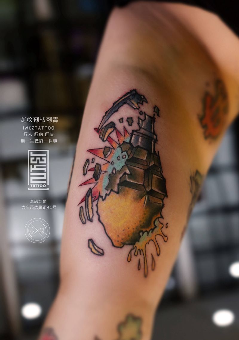 龙纹刻战纹身图片