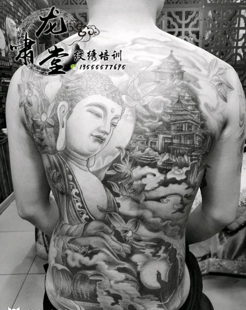 满背纹身图片_背部纹身图案