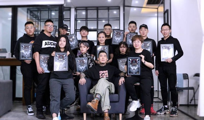 龙纹刻战刺青文化纹身图片