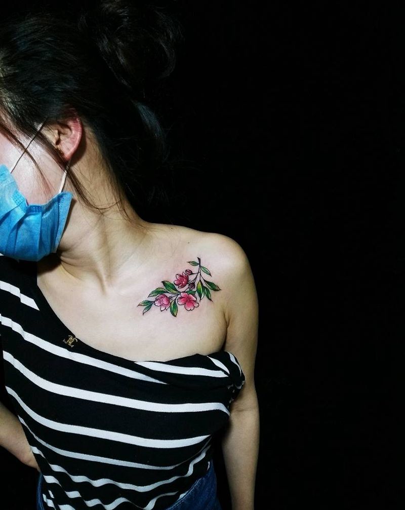 清新花纹身图片