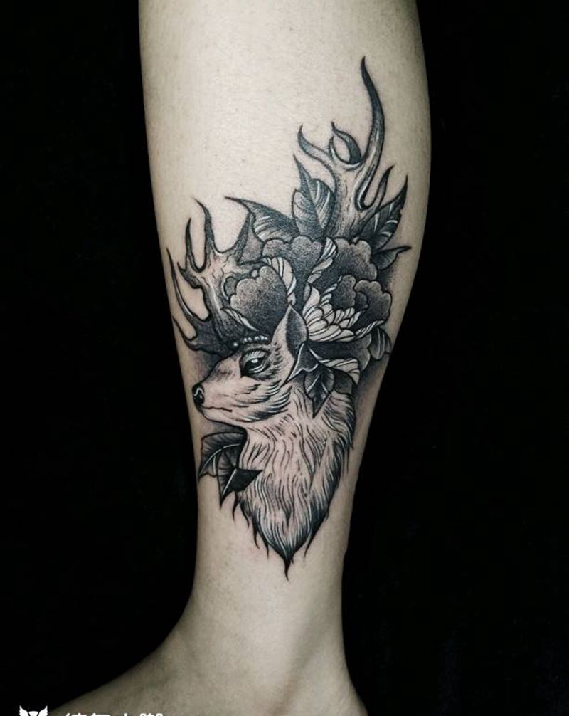 点刺来一个纹身图片_腿部点刺纹身图案