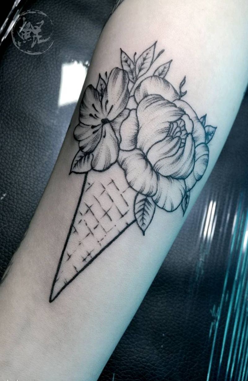 小臂纹身图片_手臂清新几何字符植物静物图腾原创成品纹身图案