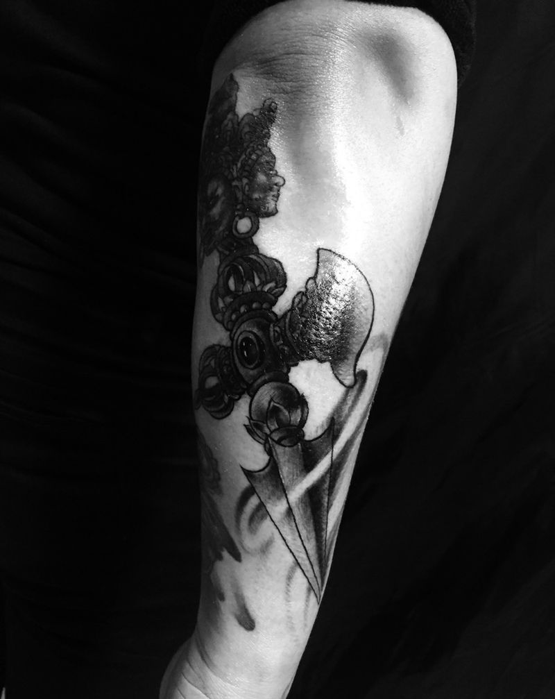 降魔杵纹身图片_成品手臂传统习俗字符宗教鬼神静物纹身图案