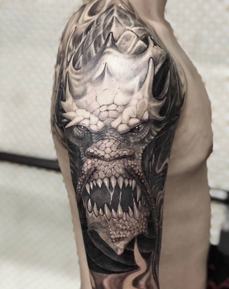 临摹的战龙纹身图片