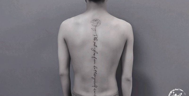 英文(背部)纹身图片_背部图腾纹身图案